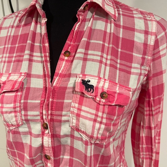 Abercrombie &‎ Fitch button down shirt . Size S - Picture 2 of 6